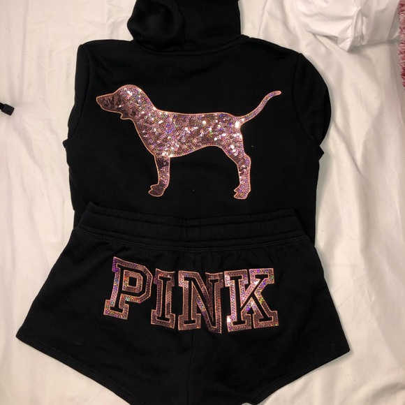 PINK set !!! Super cute and extremely comfy ! - Picture 2 of 2